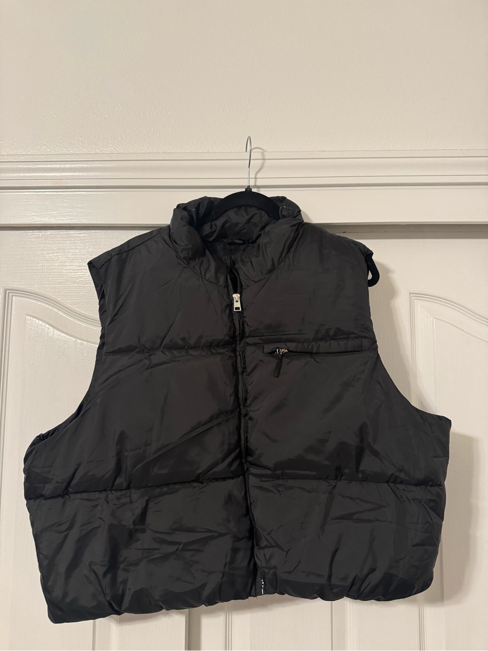 Women’s Crop Black Puffer Vest - Lightweight
